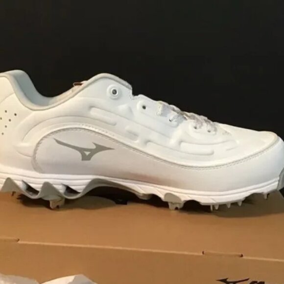 Mizuno Women's Softball Cleats Size 10 White Low Metal  9-Spike 11GM236001 NEW - Picture 1 of 3